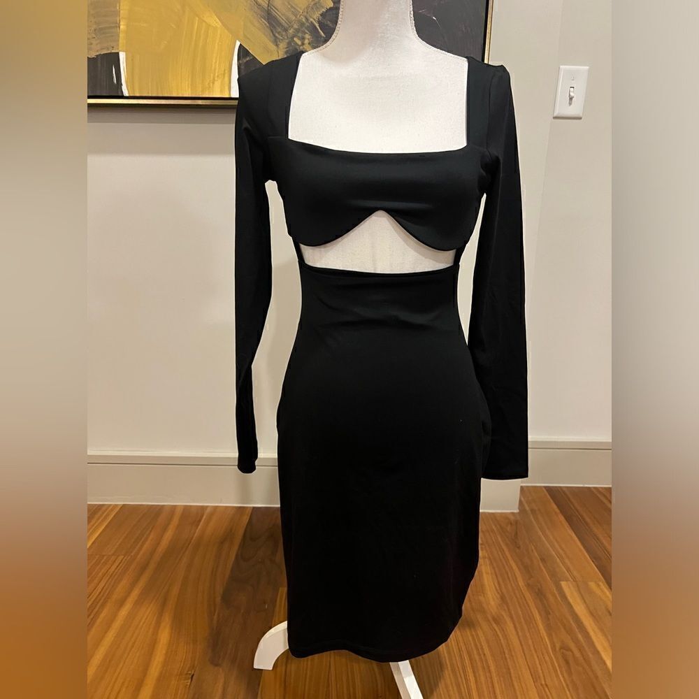 Susana Monaco cut out dress size medium NWT